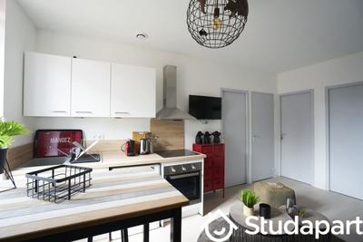 Chambre - 9 m² - 1 pièce