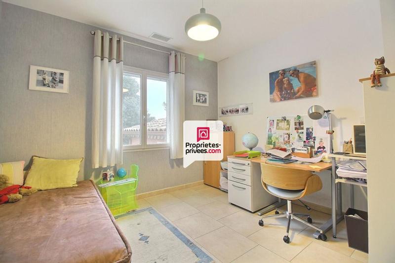 Maison - 181 m² - 6 pièces