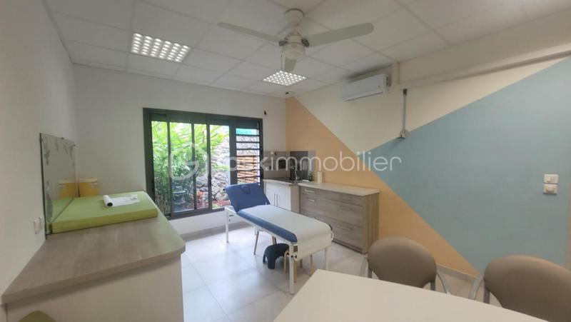 Bureau - 155 m² - 5 pièces