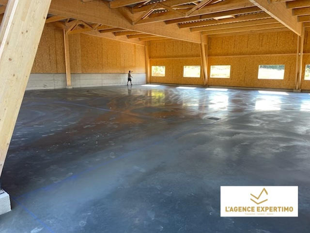 Local commercial - 560 m²