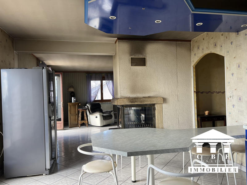 Maison - 183 m² - 7 pièces