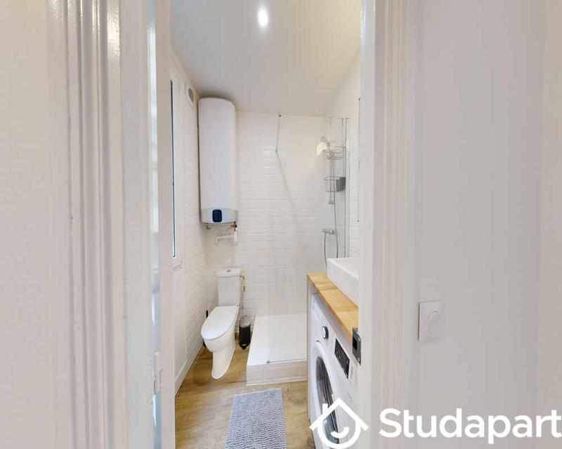 Chambre - 160 m² - 1 pièce