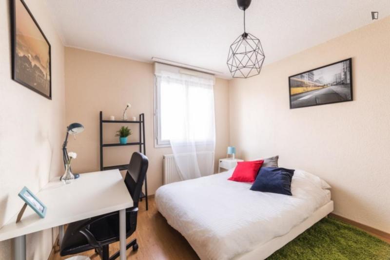 Chambre - 17 m² - 4 pièces