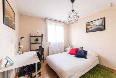 Chambre - 17 m² - 4 pièces