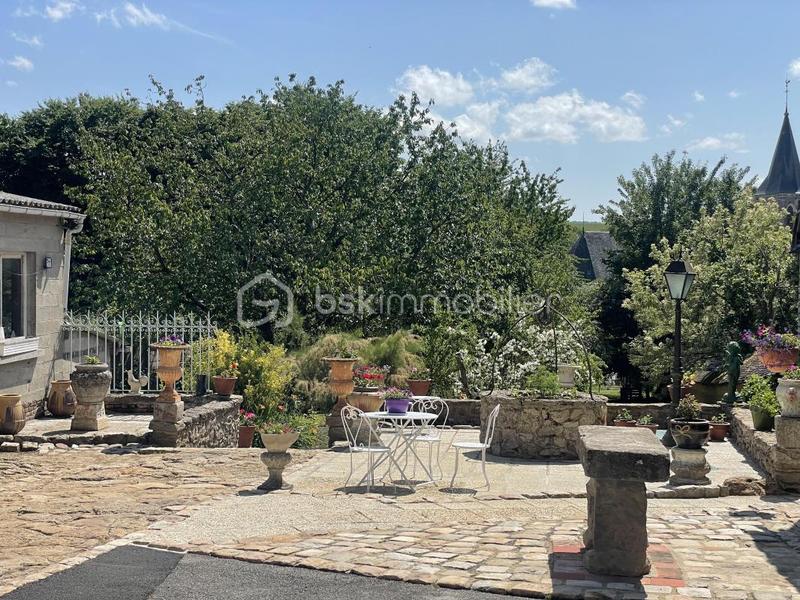 Maison de maîtres - 169 m² - 7 pièces