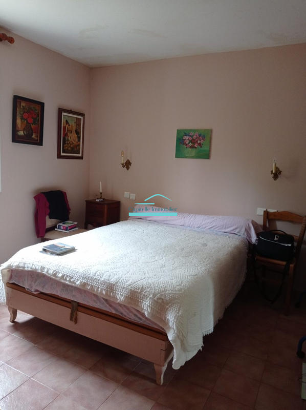 Villa - 180 m² - 7 pièces