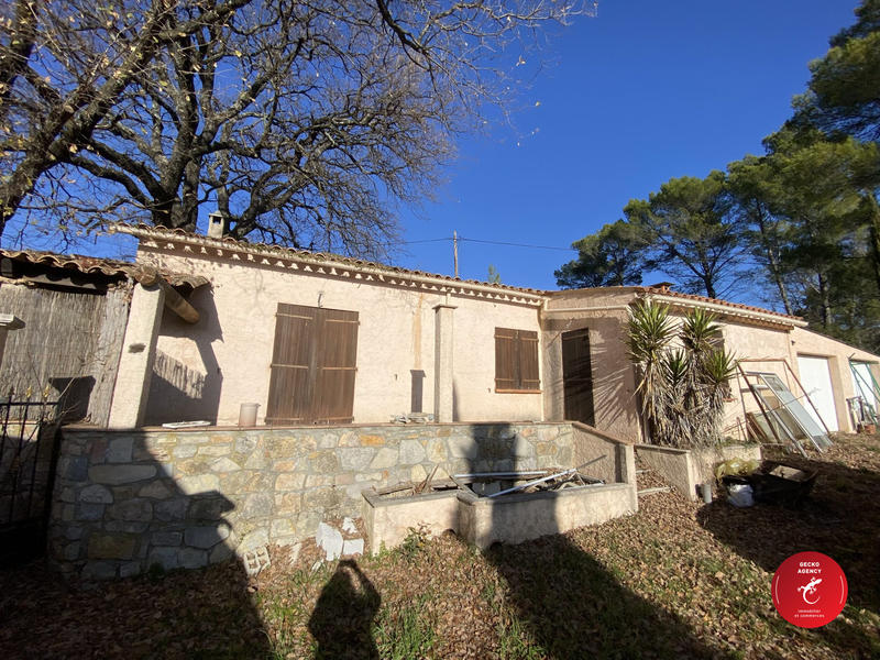 Maison traditionnelle - 70 m² - 4 pièces