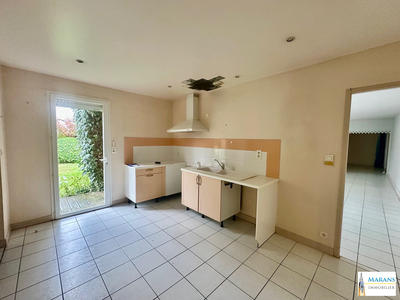 Maison - 166 m² - 3 pièces