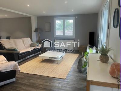 Maison - 216 m² - 6 pièces