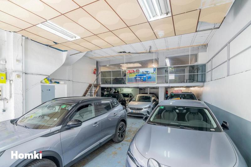 Divers - 300 m² - 6 pièces