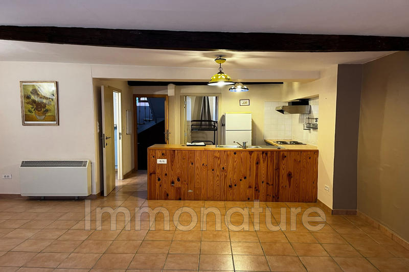 Maison - 202 m² - 3 pièces