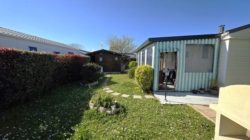 Terrain de loisirs - 260 m²