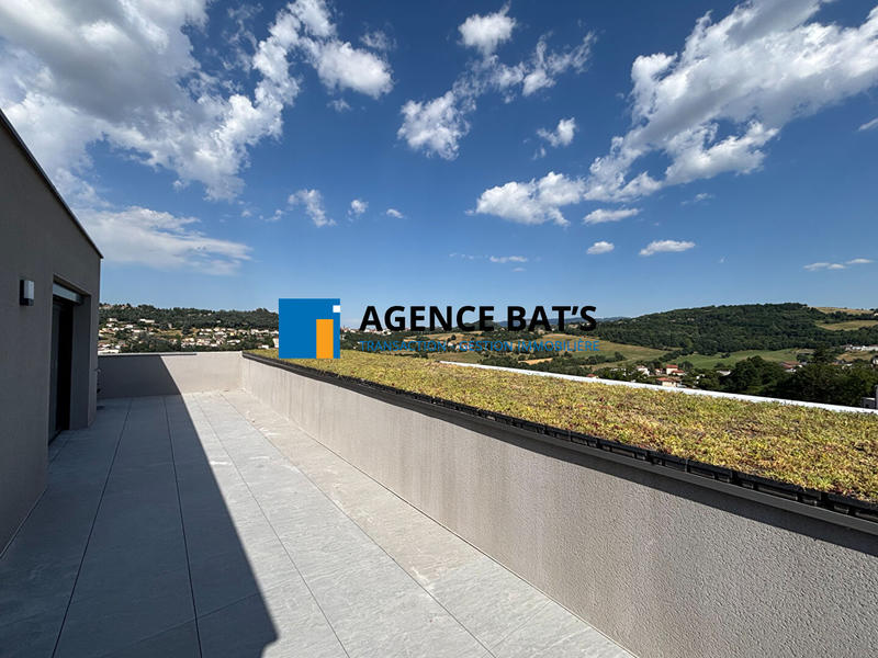 Appartement - 111 m² - 5 pièces