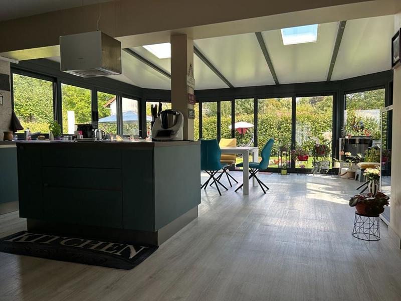 Maison - 135 m² - 6 pièces