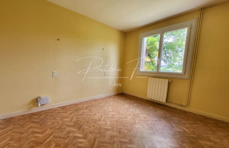 Maison - 86 m² - 5 pièces