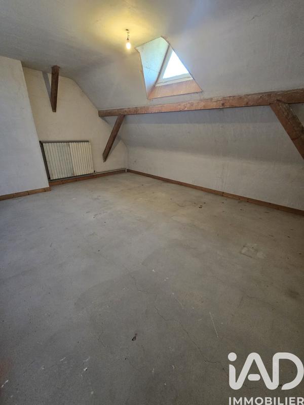 Maison - 210 m² - 10 pièces