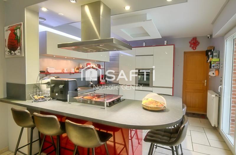 Maison - 195 m² - 9 pièces