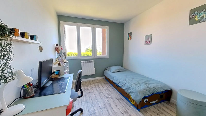 Maison - 98 m² - 5 pièces