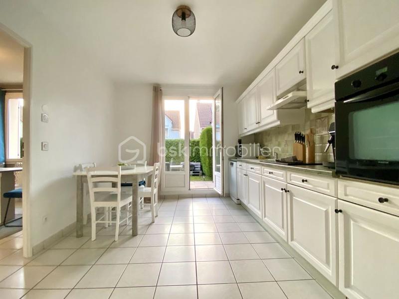 Pavillon - 125 m² - 6 pièces