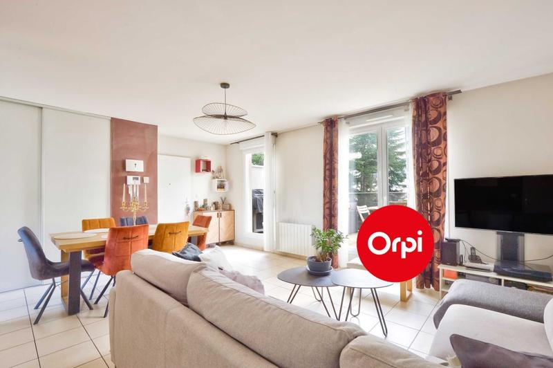 Appartement - 111 m² - 5 pièces