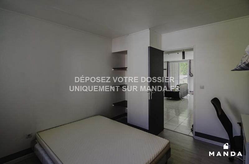Chambre - 10 m² - 4 pièces