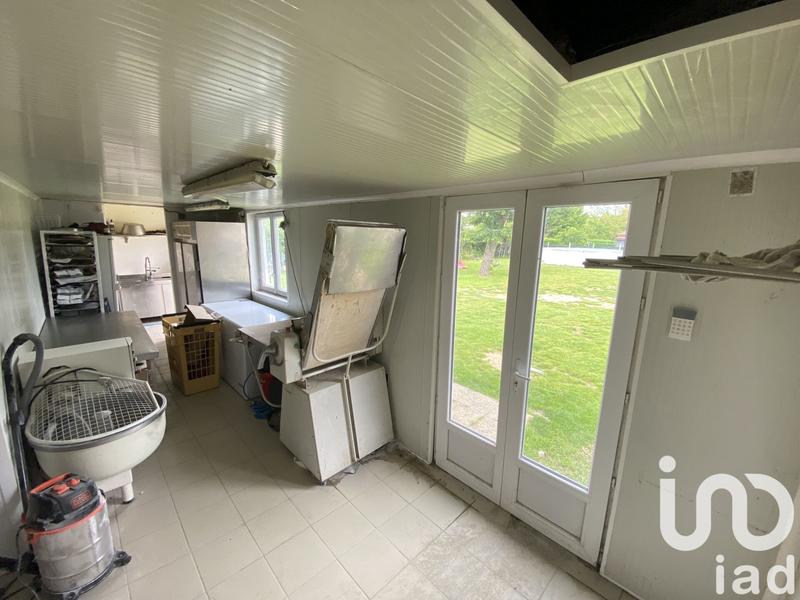 Maison - 215 m² - 9 pièces