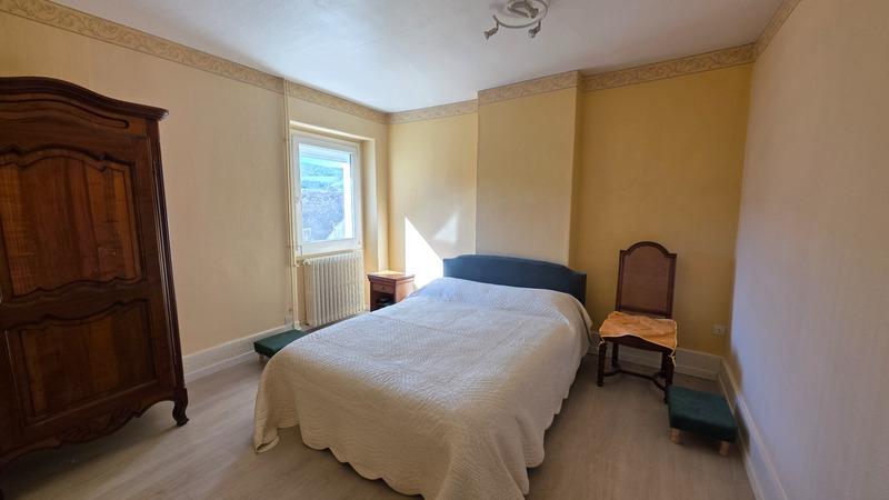 Maison - 166 m² - 8 pièces