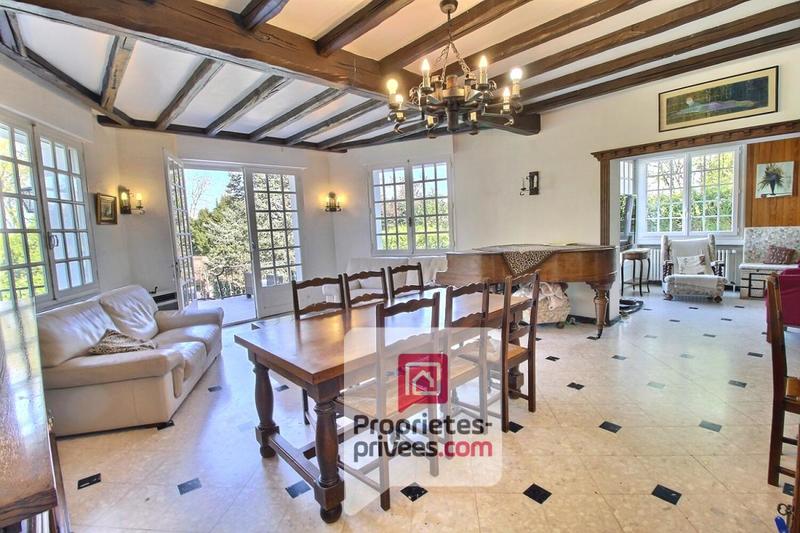 Maison - 170 m² - 7 pièces