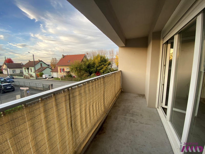 Appartement - 75 m² - 2 pièces