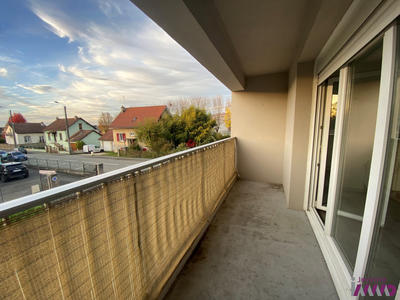 Appartement - 75 m² - 2 pièces