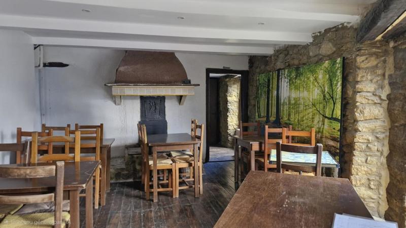 Maison - 35 m² - 6 pièces