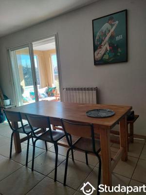 Chambre - 11 m² - 1 pièce