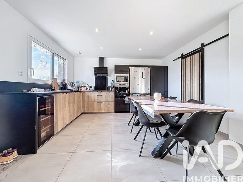 Maison - 86 m² - 4 pièces