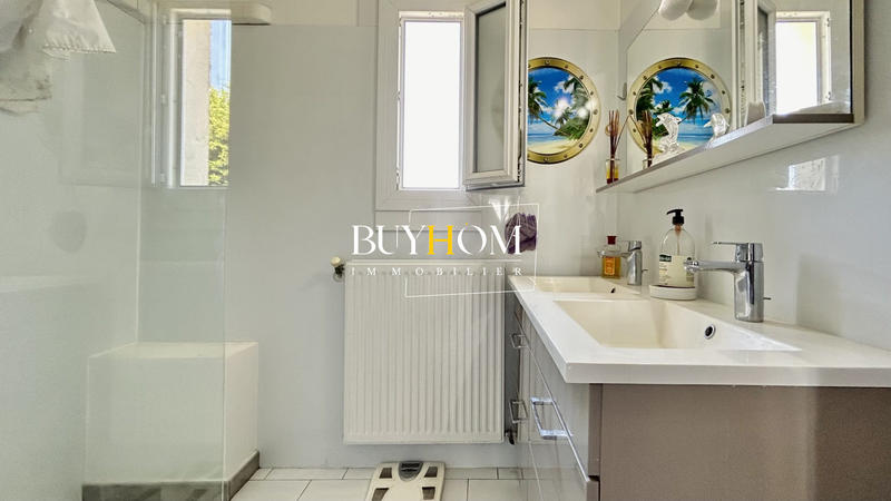 Appartement - 112 m² - 5 pièces