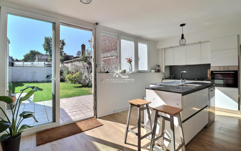 Maison - 156 m² - 7 pièces