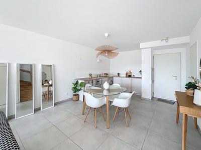 Duplex - 90 m² - 4 pièces