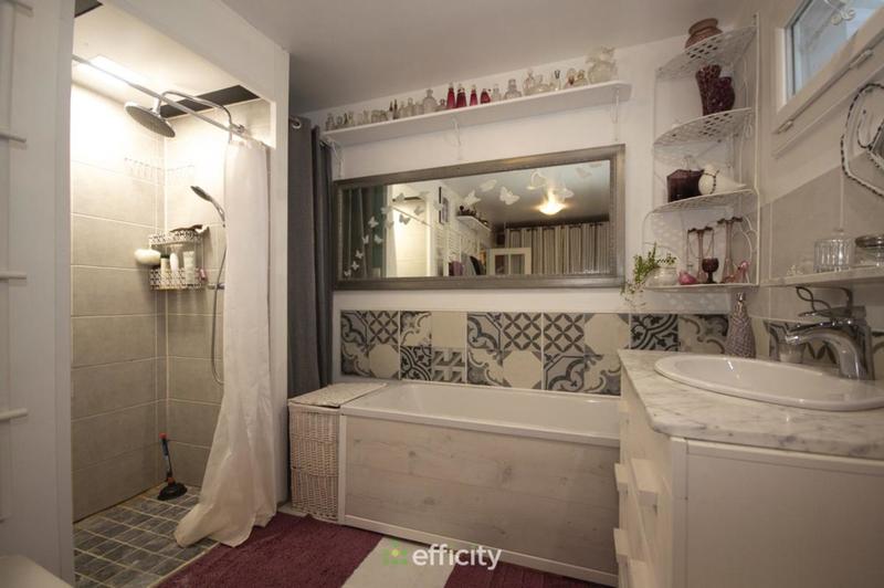 Villa - 180 m² - 6 pièces