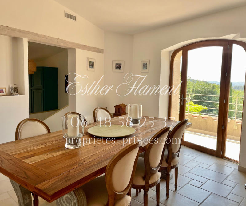 Demeure - 268 m² - 10 pièces