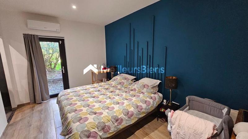 Maison - 328 m² - 8 pièces