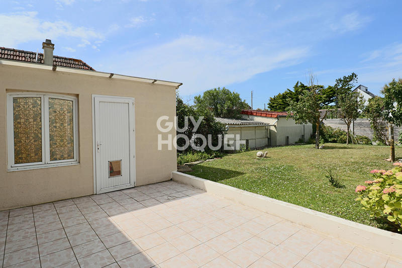 Maison - 200 m² - 7 pièces