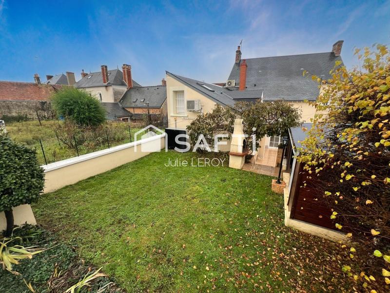 Maison - 202 m² - 8 pièces