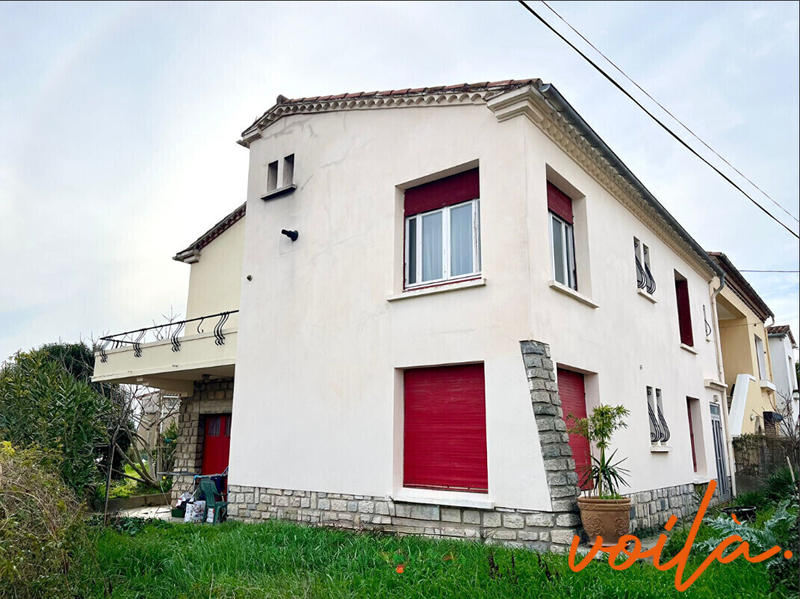 Maison - 180 m² - 7 pièces