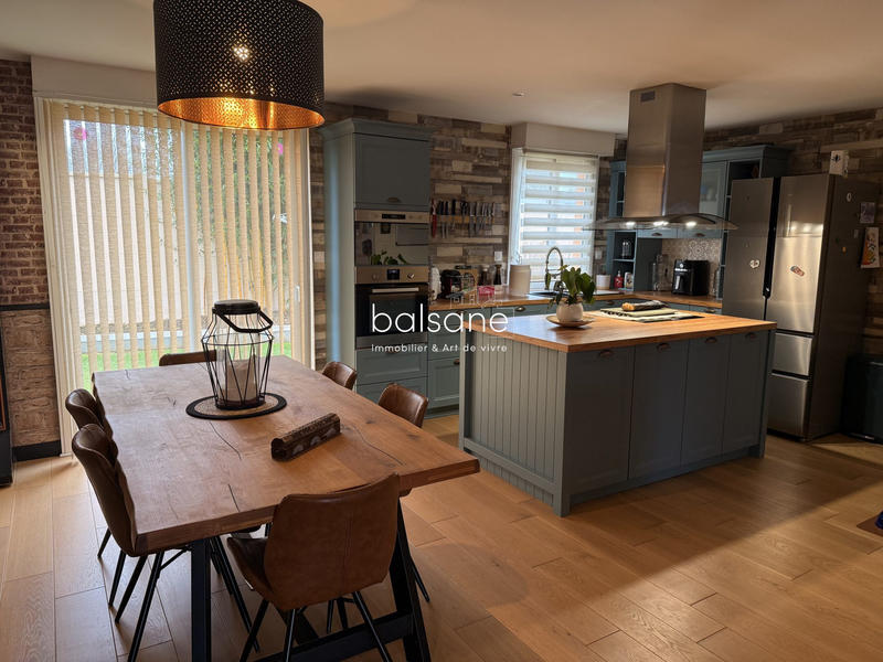 Maison - 125 m² - 6 pièces