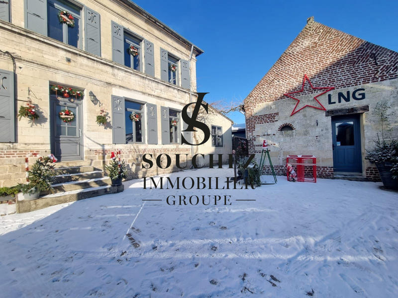 Maison - 250 m² - 8 pièces