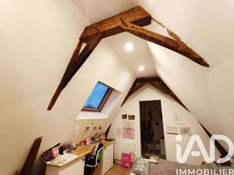 Maison - 342 m² - 10 pièces