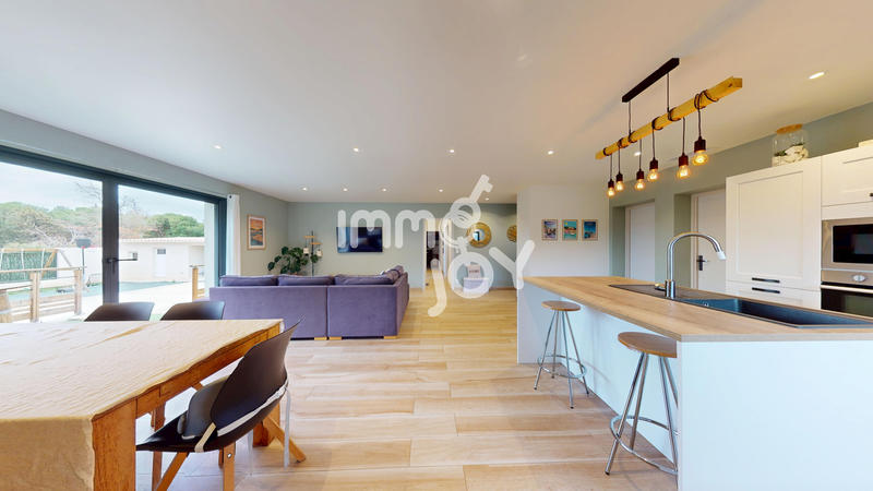 Maison - 131 m² - 6 pièces