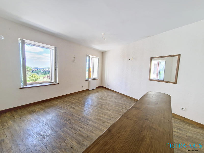 Appartement - 149 m² - 6 pièces
