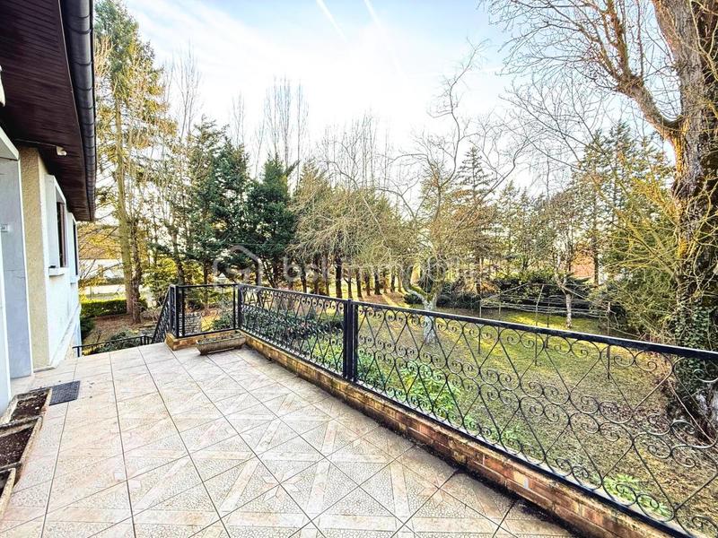 Maison - 105 m² - 5 pièces