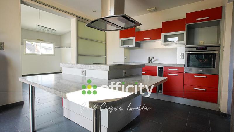 Maison - 152 m² - 5 pièces