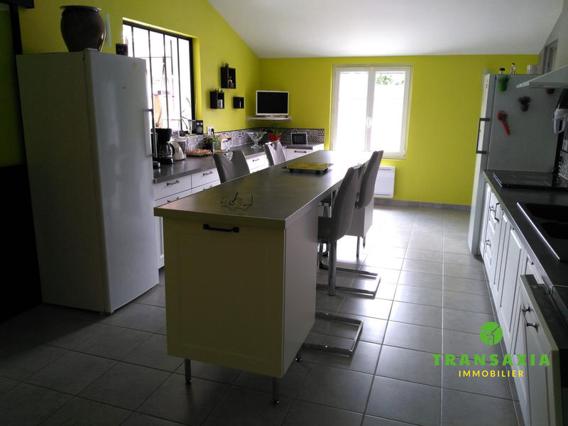 Maison - 150 m² - 10 pièces